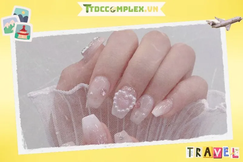 nghe-thuat-nail-hoa-hong